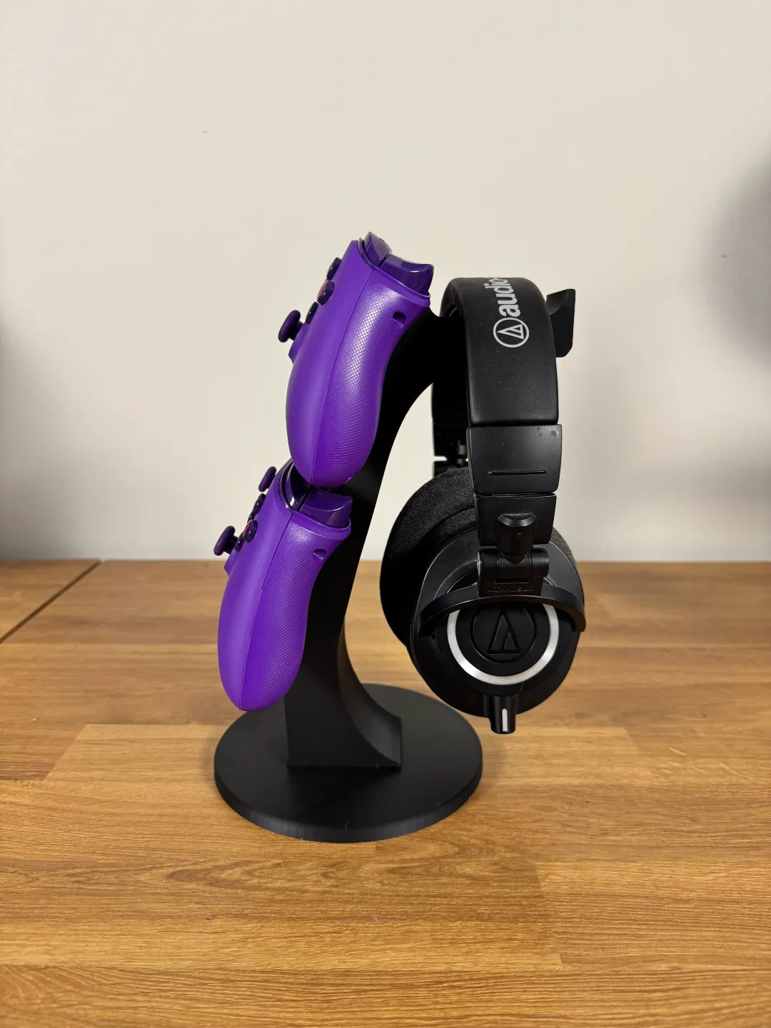 Dual Xbox Controller Stand
